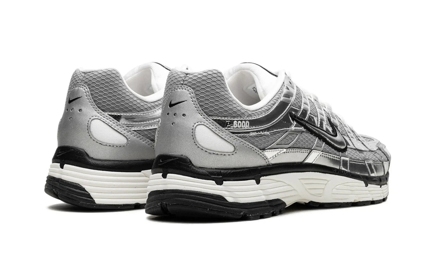 Nike
P-6000
"Metallic Silver" Shoe Flyes