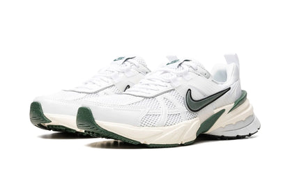 Nike
V2K RUN
"Platinum Green" Shoe Flyes