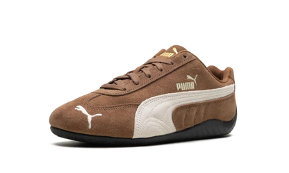 PUMA
SPEEDCAT OG
"HAUTE COFFEE FROSTED IVORY (GOLD TONGUE LOGO) Shoe Flyes