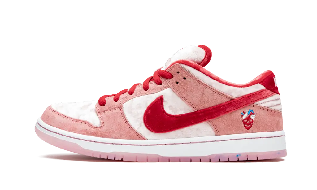 SB DUNK LOW PRO
"STRANGELOVE" Shoe Flyes