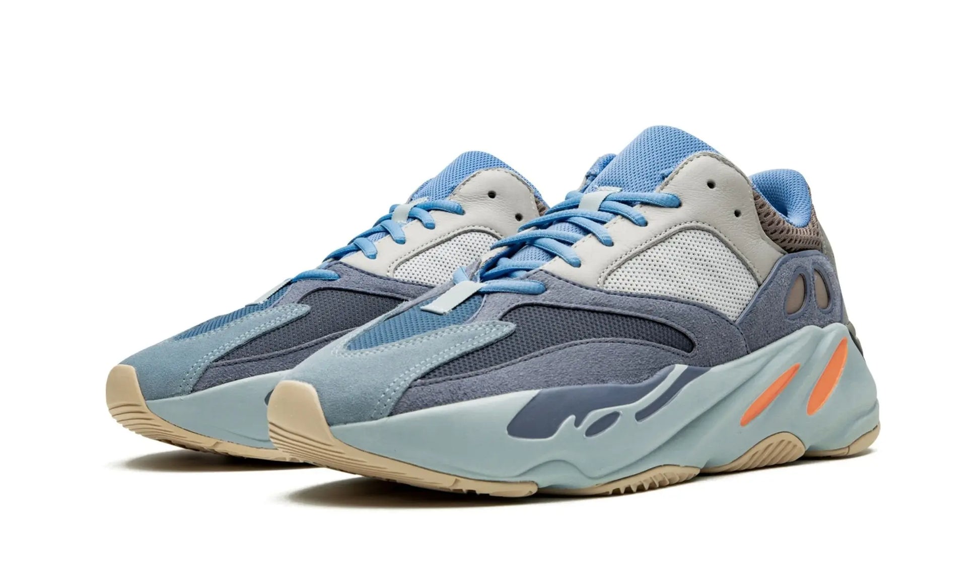 Yeezy Boost 700
"Carbon Blue" Shoe Flyes