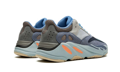 Yeezy Boost 700
"Carbon Blue" Shoe Flyes