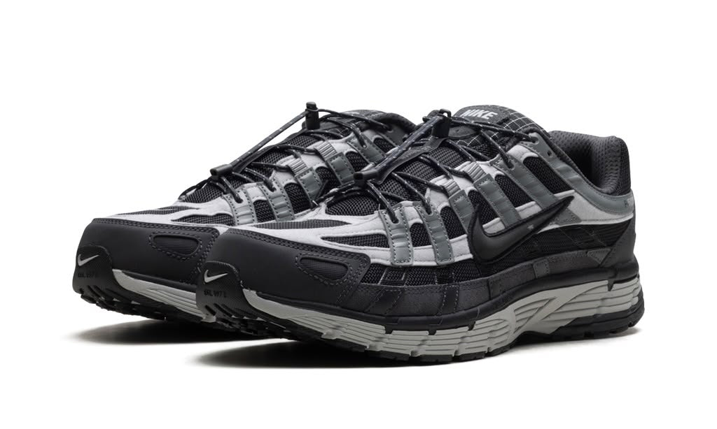 NIKE
P-6000
"ANTHRACITE SMOKE GREY"