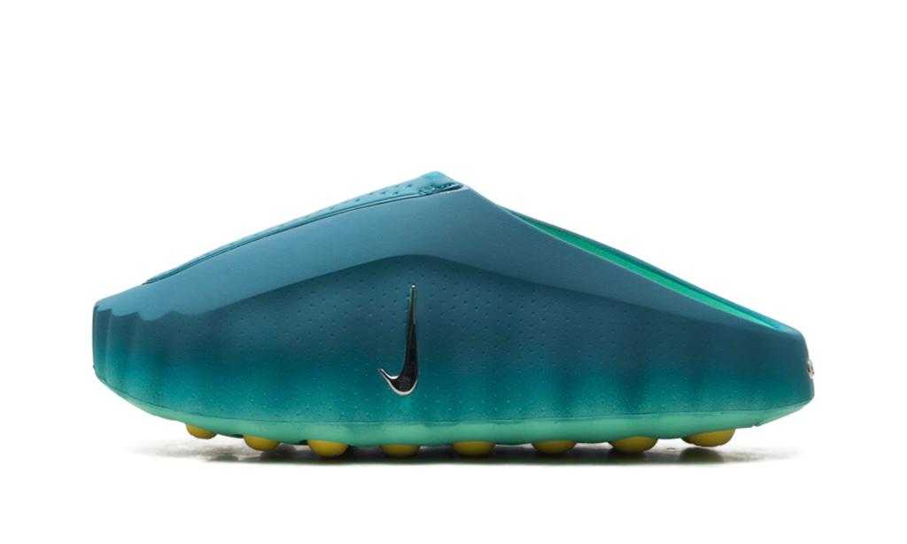 NIKE
MIND 001 SLIDE
"GEODE TEAL LIGHT MENTA"