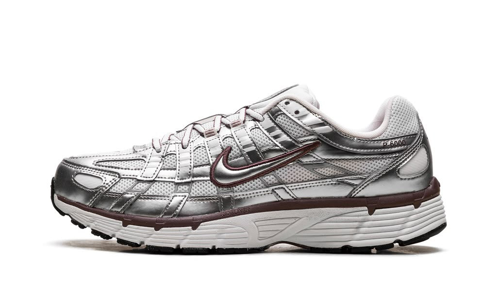 NIKE
P-6000
"WHITE METALLIC SILVER TATTOO"