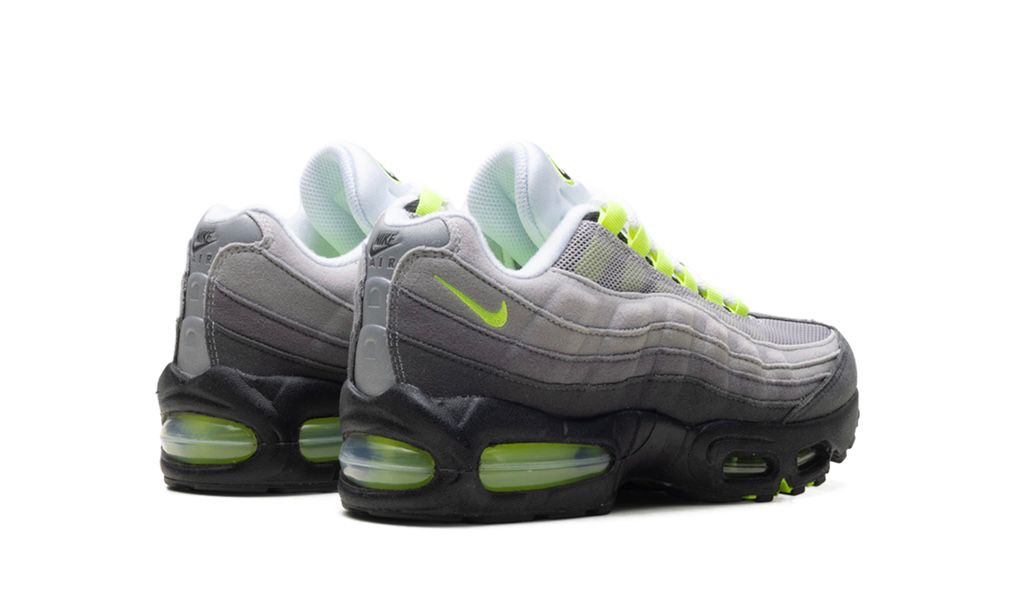 NIKE
AIR MAX 95 OG GS
"BIG BUBBLE NEON”