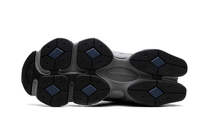 NEW BALANCE
9060
"CASTLEROCK"