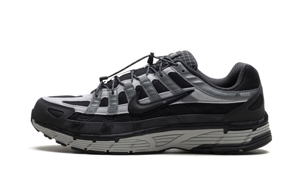 NIKE
P-6000
"ANTHRACITE SMOKE GREY"