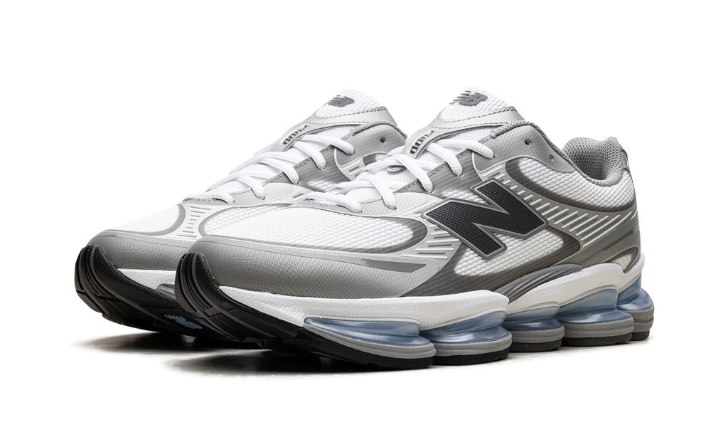 NEW BALANCE
ABZORB 2000
"WHITE / METALLIC SILVER"