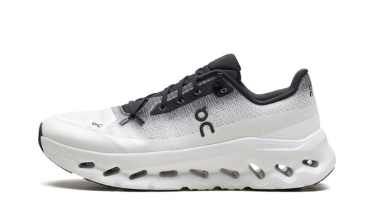 ON RUNNING
CLOUDTILT
"BLACK | IVORY"