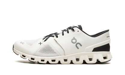 ON RUNNING
CLOUD X 3 "IVORY BLACK"