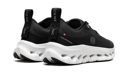 ON RUNNING
CLOUDTILT 2
"LOEWE - BLACK"