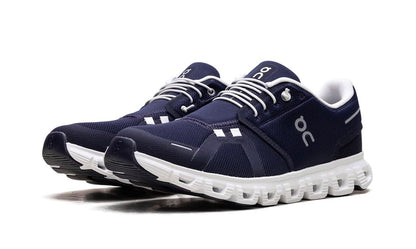 ON RUNNING
CLOUD 6
"MIDNIGHT WHITE"