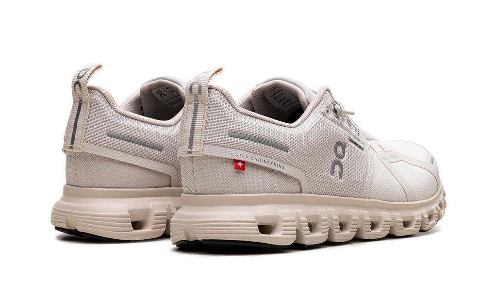 ON RUNNING
CLOUD 6 
"PEARL CREAM"