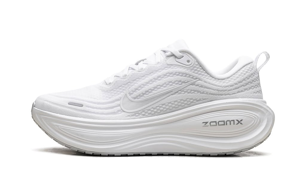 NIKE VOMERO PLUS
"TRIPLE WHITE"