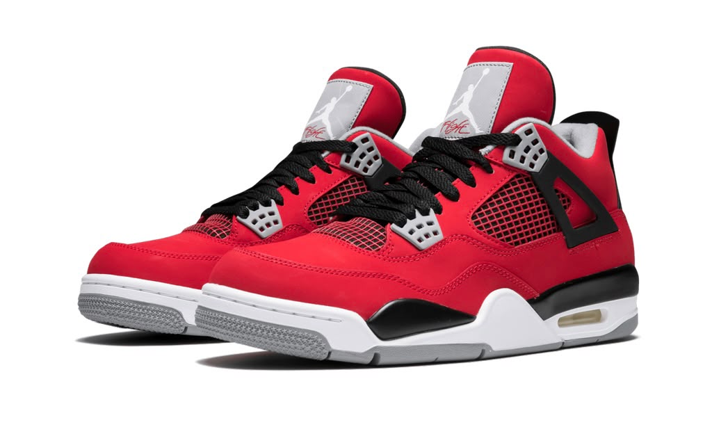 AIR JORDAN 4 RETRO
"TORO BRAVO"