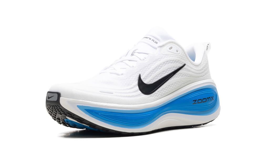 NIKE
VOMERO PLUS
"WHITE BLUE HERO BLAC"