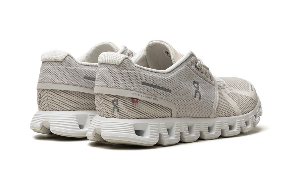 ON RUNNING
CLOUD 5
"PEARL/WHITE"