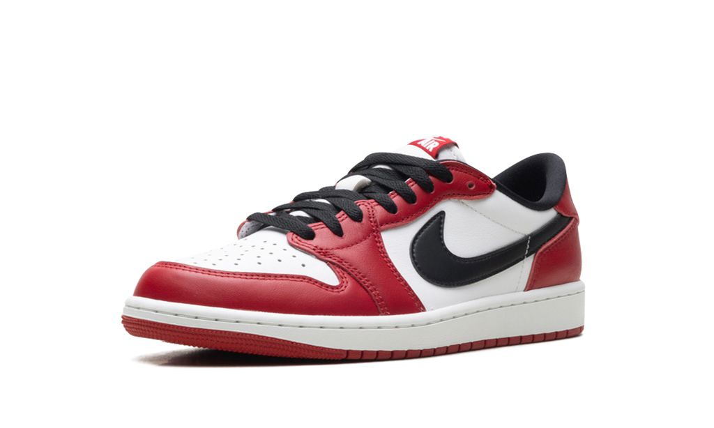 AIR JORDAN 1 LOW OG
"CHICAGO (2025)"