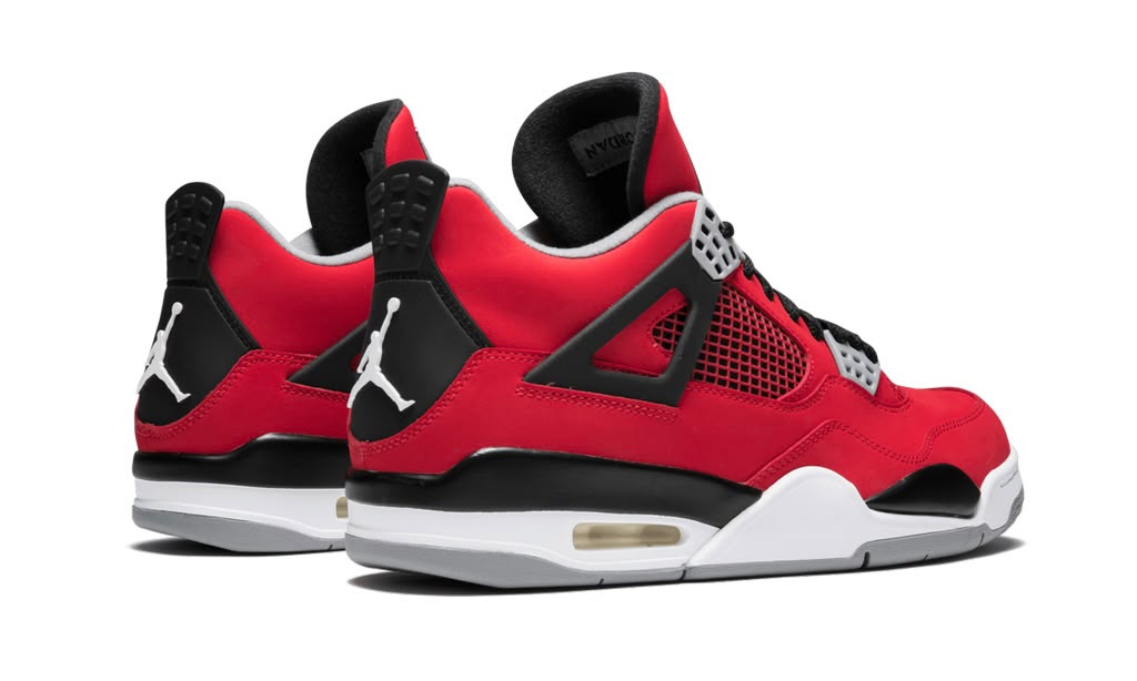 AIR JORDAN 4 RETRO
"TORO BRAVO"