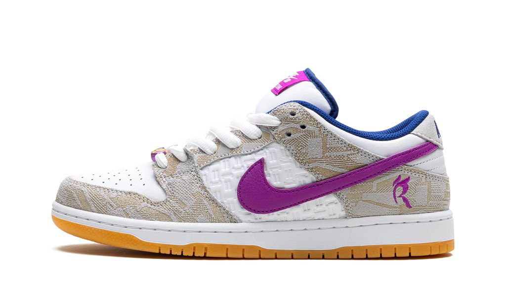 NIKE
SB DUNK
"RAYSSA LEAL"