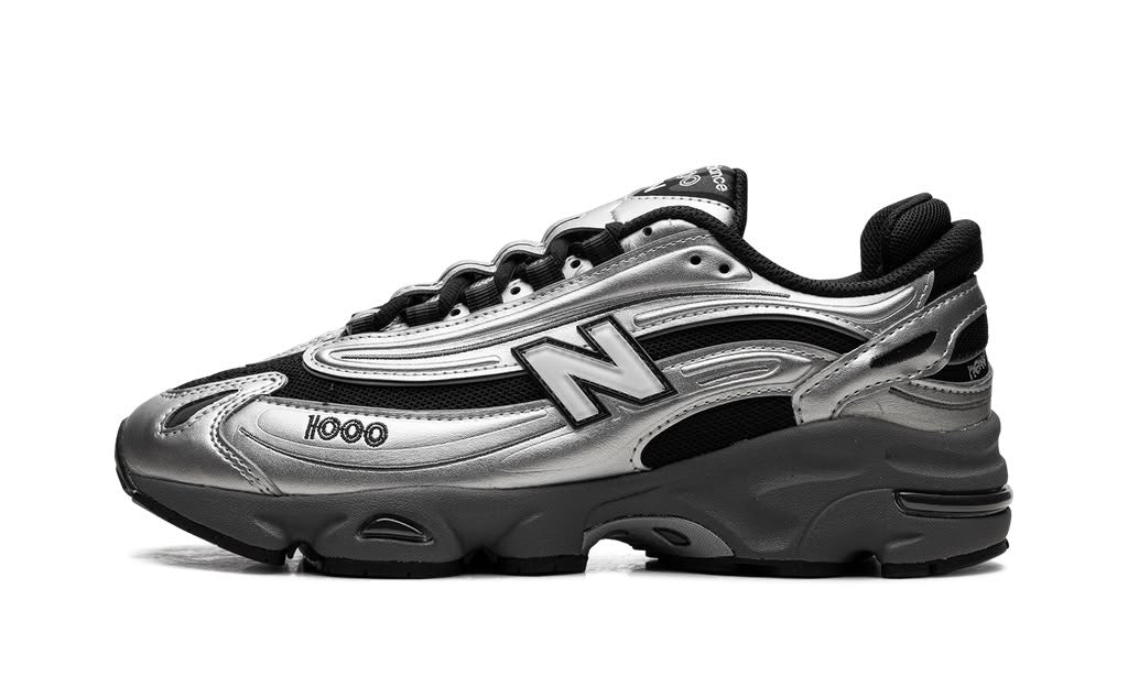 NEW BALANCE
1000
"BLACK SILVER METALLIC"