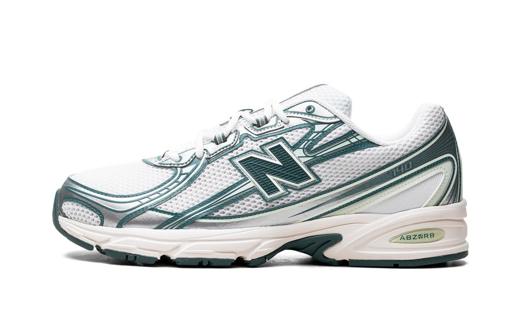 NEW BALANCE
740
"WHITE / MARSH GREEN"