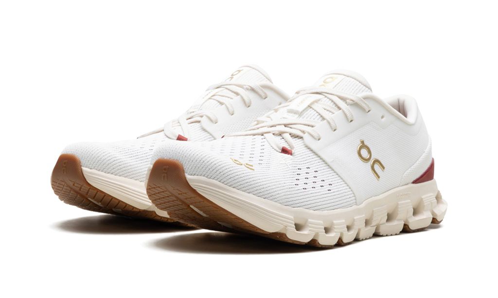 ON RUNNING
CLOUD X 4
"YEAR OF THE SNAKE"