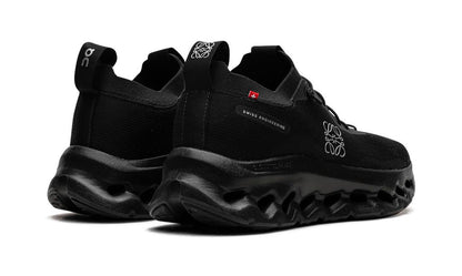 ON RUNNING
CLOUDTILT
"LOEWE ALL BLACK"