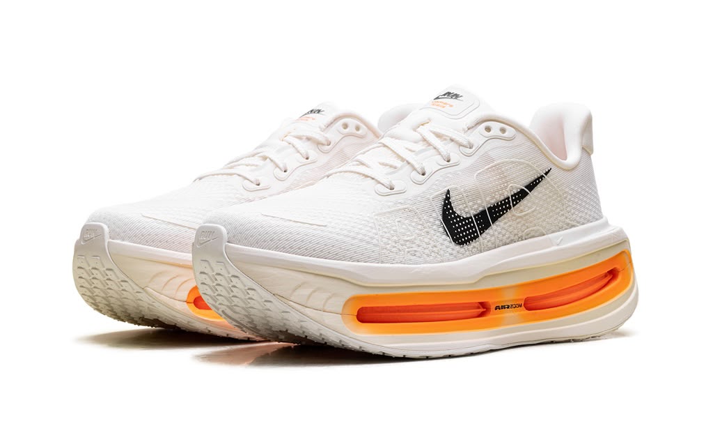 NIKE
NIKE VOMERO PREMIUM
"SAIL / COCONUT MILK"