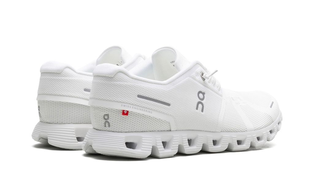 ON RUNNING
CLOUD 5
"ALL WHITE"