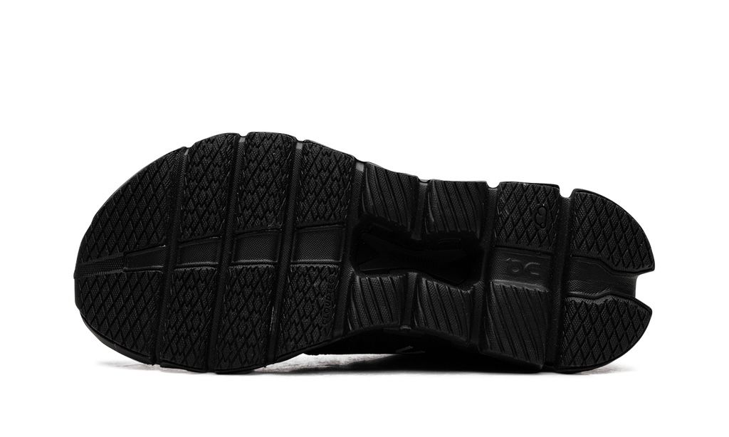 ON RUNNING
ON CLOUD X 4 
"BLACK ECLIPSE"