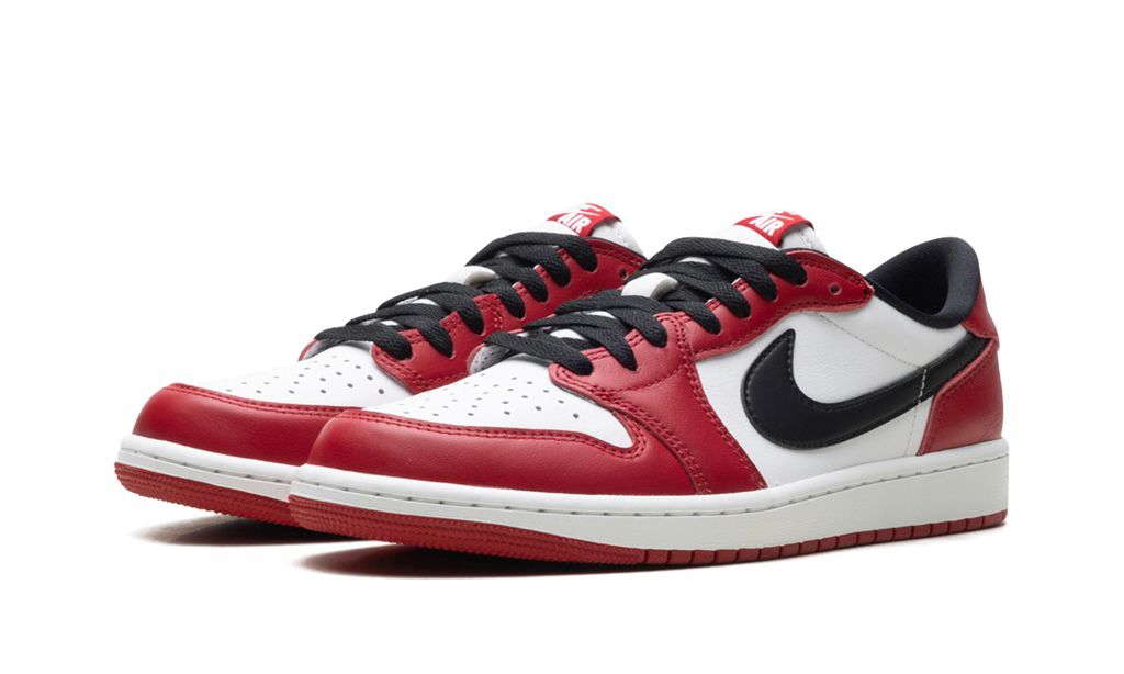 AIR JORDAN 1 LOW OG
"CHICAGO (2025)"