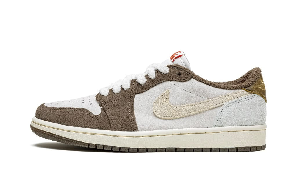 AIR JORDAN 1 LOW
"YEAR OF THE RABBIT"