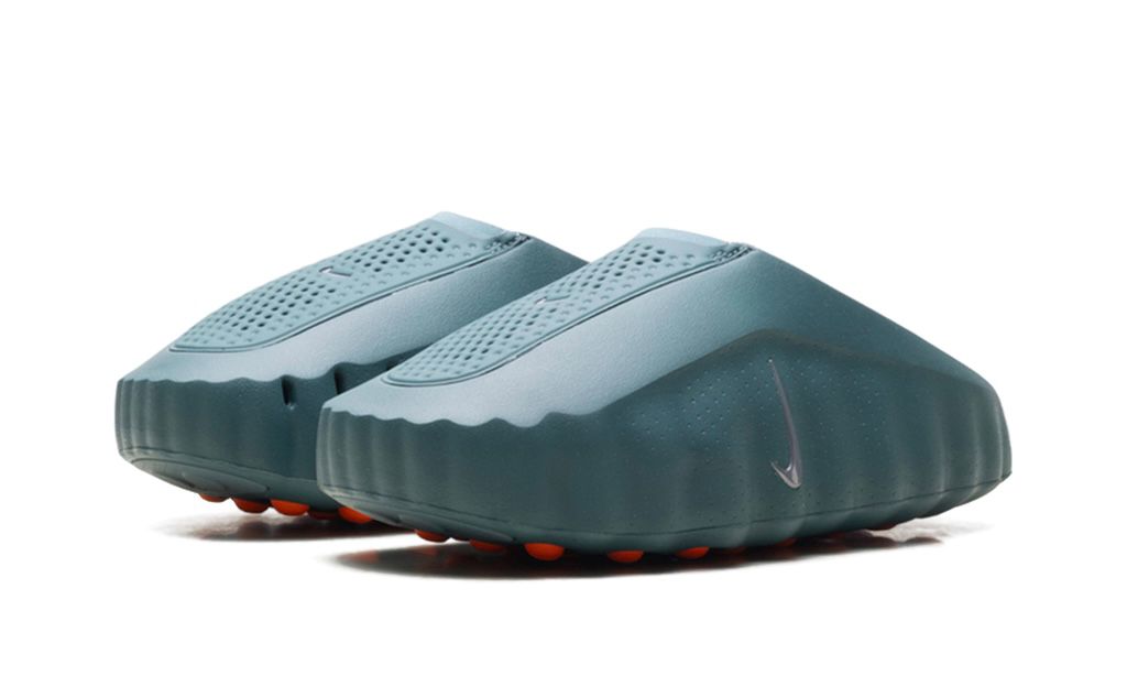NIKE
MIND 001 SLIDE
"MINERAL SLATE"