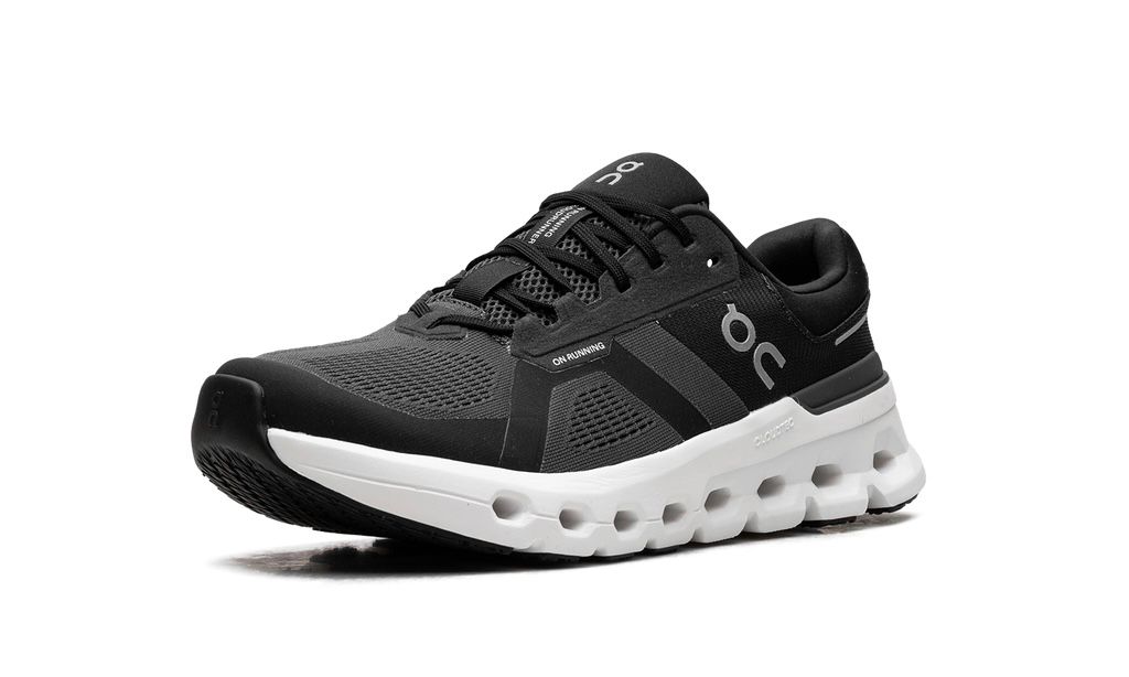 ON RUNNING
CLOUDRUNNER 2
"ECLIPSE | BLACK"