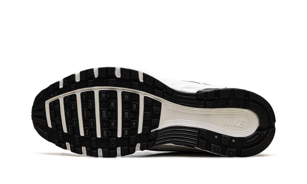 NIKE
P-6000
"SAIL PHANTOM OFF-NOIR"