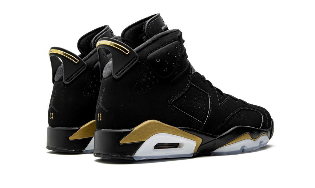 AIR JORDAN 6 RETRO
"DMP 2020"