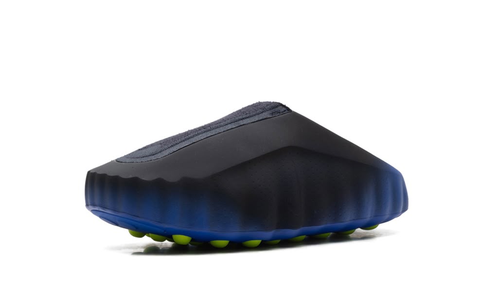 NIKE
MIND 001 FLYKNIT
"HYPER ROYAL"