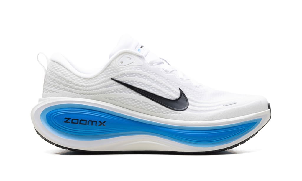 NIKE
VOMERO PLUS
"WHITE BLUE HERO BLAC"