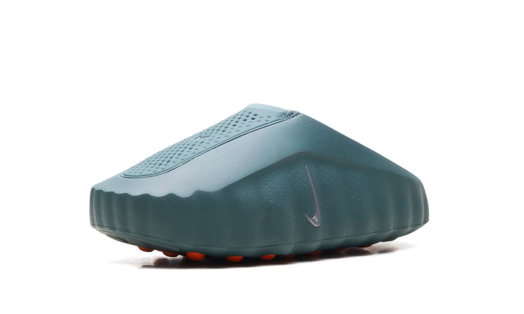 NIKE
MIND 001 SLIDE
"MINERAL SLATE"