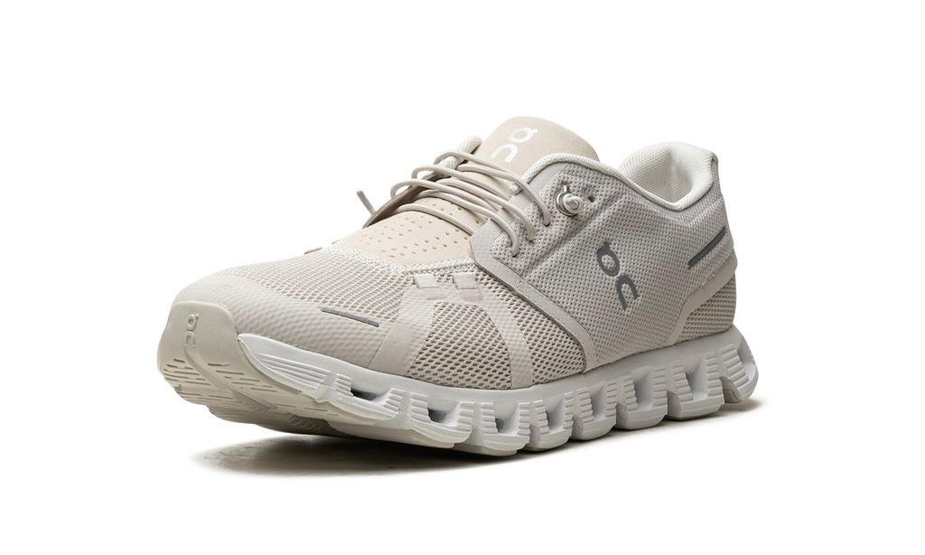 ON RUNNING
CLOUD 5
"PEARL/WHITE"