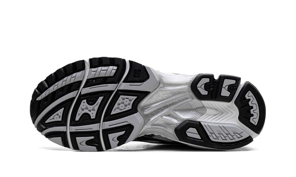 ASICS
GEL-KAYANO 14
"WHITE FJORD GREY"