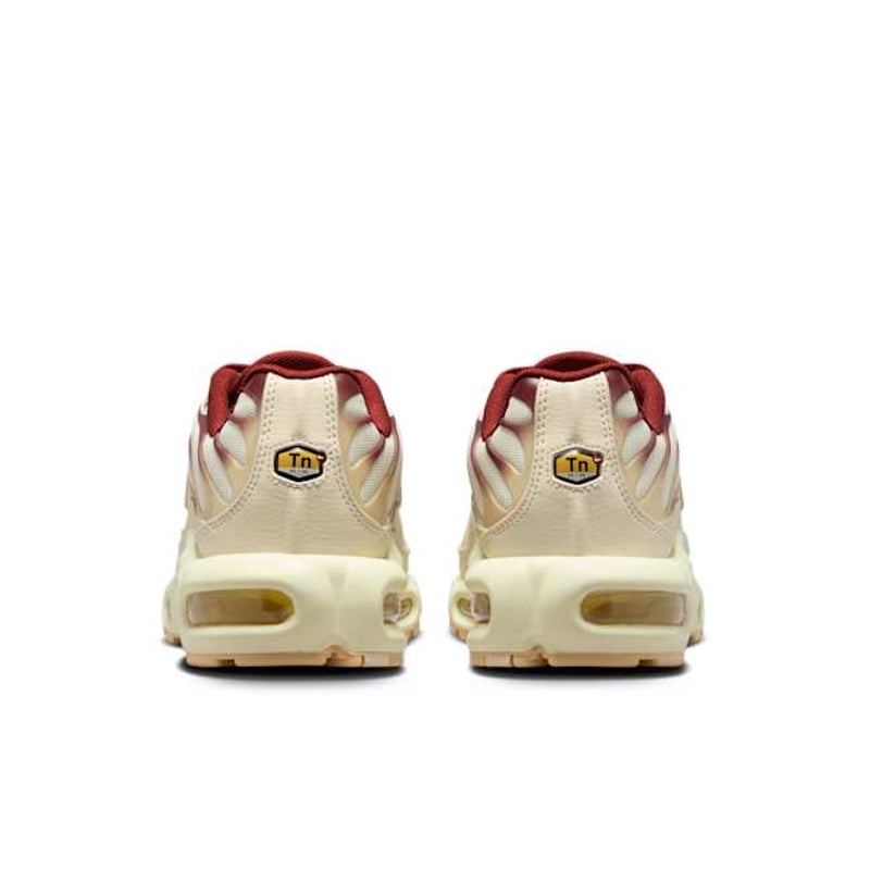 NIKE AIR MAX PLUS
"Sail & Team Red"