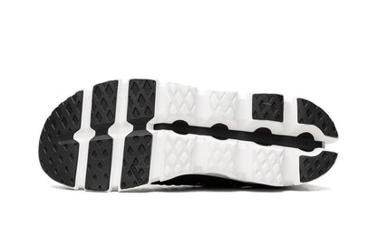 ON RUNNING
CLOUDSWIFT 3
"BLACK/BLACK"