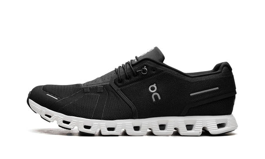 ON RUNNING
CLOUD 5
"BLACK/WHITE"