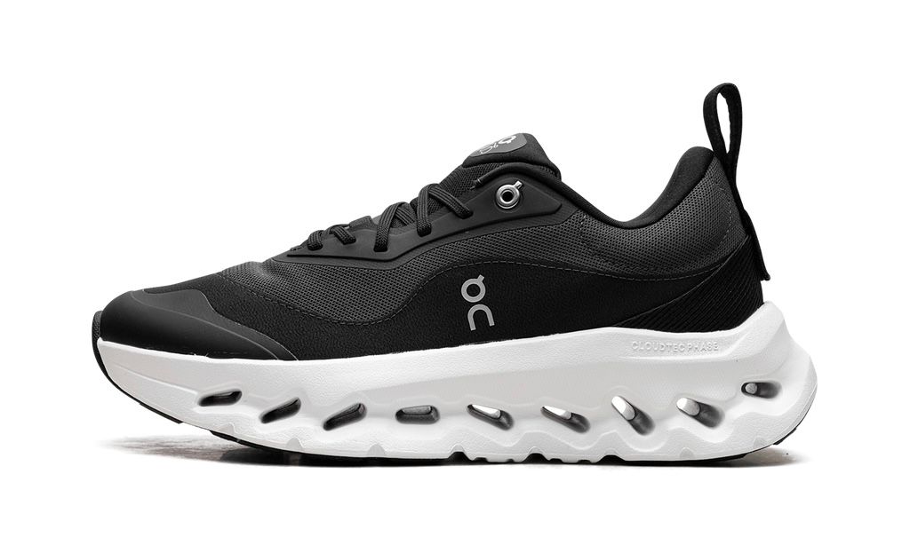 ON RUNNING
CLOUDTILT 2
"LOEWE - BLACK"