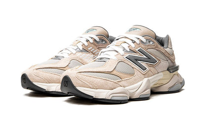 NEW BALANCE
9060
"SEA SALT SURF"