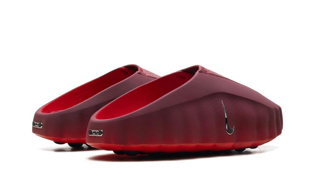 NIKE
MIND 001 SLIDE
"TEAM RED UNIVERSITY RED"