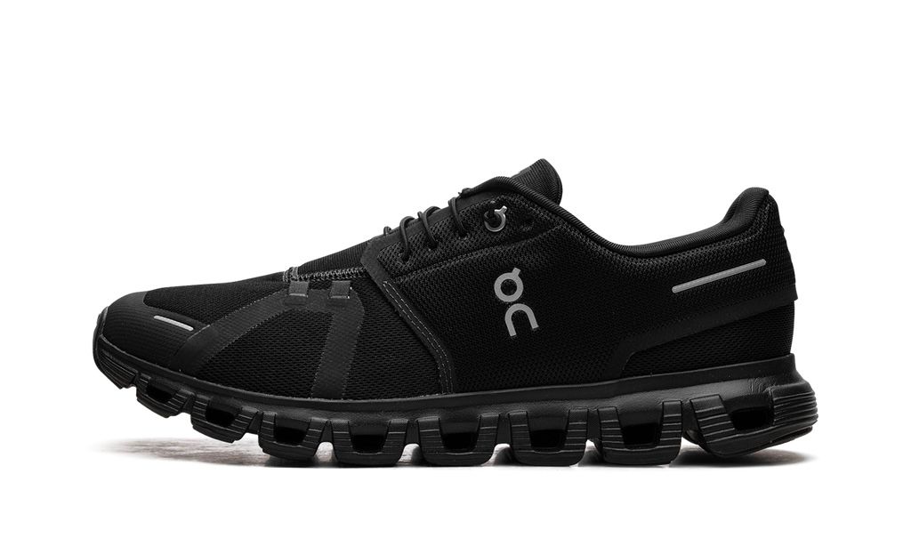 ON RUNNING
CLOUD 6
"TRIPLE BLACK"